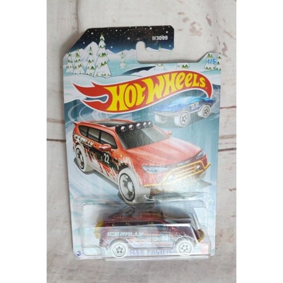 Chrysler Pacifica - Hot Wheels Holiday Mix 2022 - 1/5 Ice Rally Mattel Die-cast - Picture 15 of 16